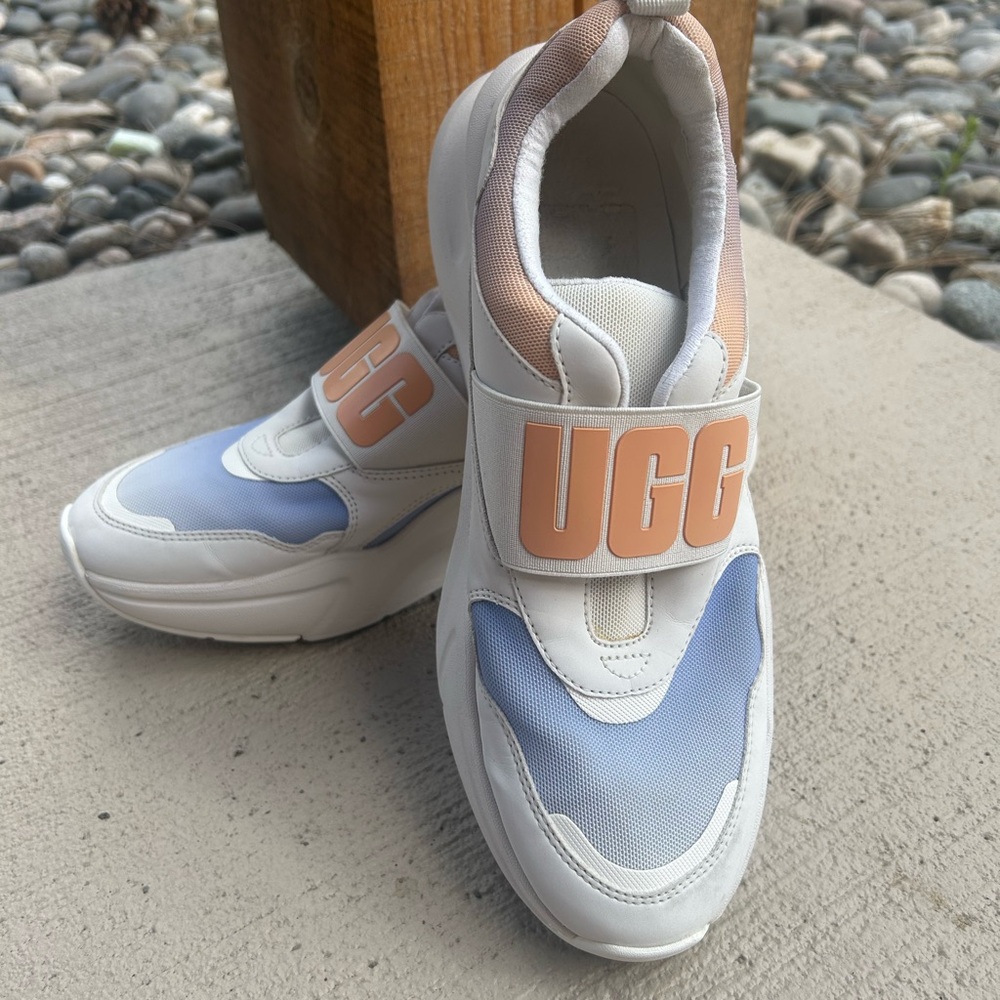 UGG Women’s LA Flex Pastel sneakers sz 8.5